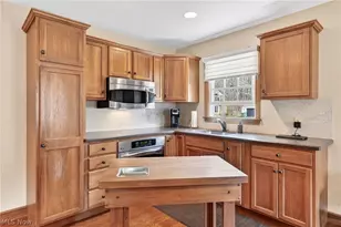 5503 Pheasants Walk Dr, North Olmsted, OH 44070 - Photo 15
