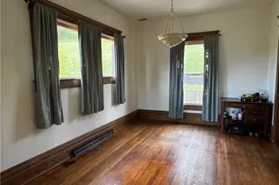 75 N Crawford St, Millersburg, OH 44654 - Photo 9