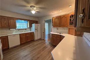 29078 Torch Rd, Coolville, OH 45723 - Photo 5