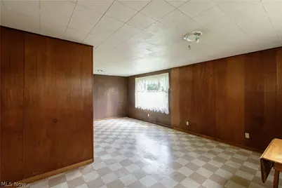 518 Hoover Place SE, Hartville, OH 44632 - Photo 27
