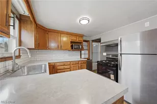 1814 Demington Ave NW, Canton, OH 44708 - Photo 5