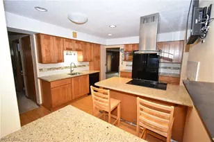 24354 S Oxford Oval, North Olmsted, OH 44070 - Photo 11