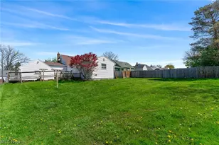 1513 Meadowbrook Ave, Poland, OH 44514 - Photo 23