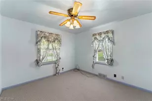 1513 Meadowbrook Ave, Poland, OH 44514 - Photo 9