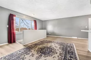 405 Baldwin Rd, Akron, OH 44312 - Photo 9