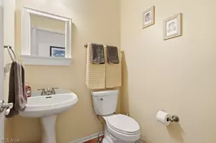 455 Cornell Dr, Grandview Heights, OH 44147 - Photo 7
