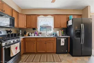 1876 Laurel Dr, Twinsburg, OH 44087 - Photo 11