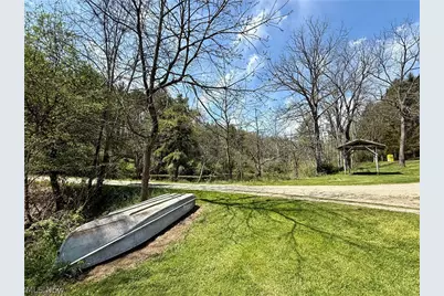 4101 Peace Road SE, Carrollton, OH 44615 - Photo 15