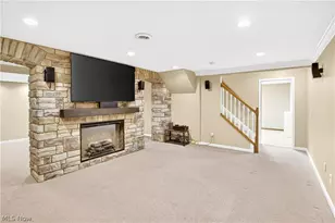 632 Sovereign Ln, Medina, OH 44256 - Photo 33