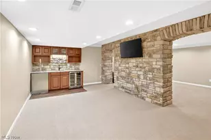 632 Sovereign Ln, Medina, OH 44256 - Photo 35