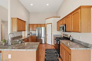 12786 Heritage Trl, North Royalton, OH 44133 - Photo 23