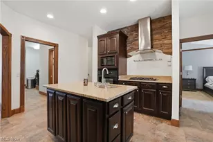 181 Margor Dr, Conneaut, OH 44030 - Photo 7