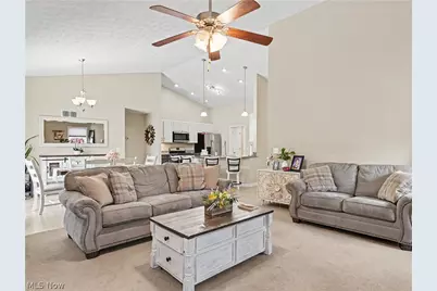 38122 Rocky Run Court, North Ridgeville, OH 44039 - Photo 5