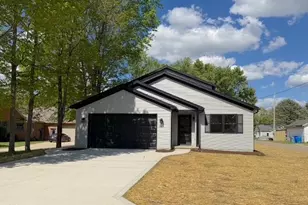 315 N Plum St, Gnadenhutten, OH 44629 - Photo 25