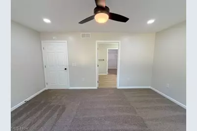 315 N Plum Street, Gnadenhutten, OH 44629 - Photo 13