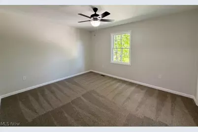 315 N Plum Street, Gnadenhutten, OH 44629 - Photo 19