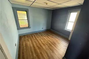 22553 Ivan Ave, Euclid, OH 44123 - Photo 9