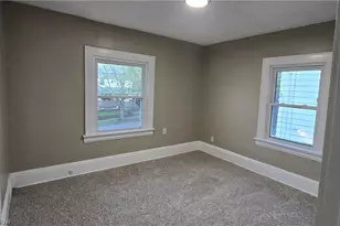 1024 N Howard St, Akron, OH 44310 - Photo 15