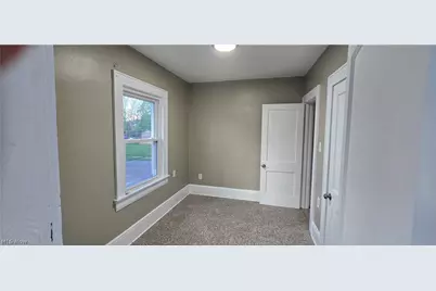 1024 N Howard Street, Akron, OH 44310 - Photo 17