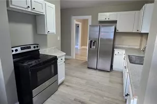 1024 N Howard St, Akron, OH 44310 - Photo 5