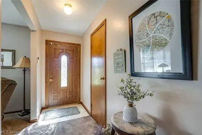 5029 Broadway Avenue NE, Louisville, OH 44641 - Photo 5