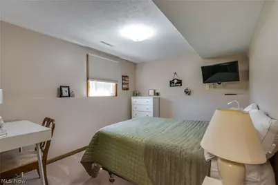 5029 Broadway Avenue NE, Louisville, OH 44641 - Photo 25