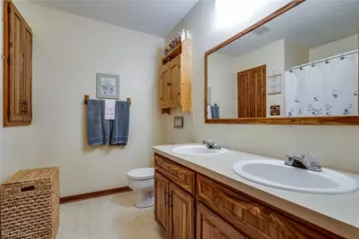 5029 Broadway Avenue NE, Louisville, OH 44641 - Photo 21