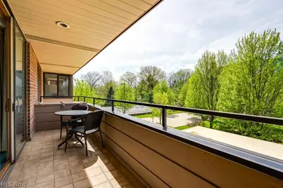 5200 Three Village Drive #3-DF, Lyndhurst, OH 44124 - Photo 17