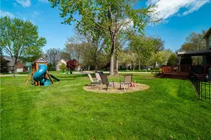 718 Wedgewood Dr, Avon Lake, OH 44012 - Photo 43