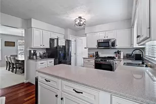 718 Wedgewood Dr, Avon Lake, OH 44012 - Photo 19