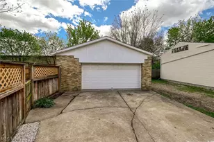 1364 California Ave, Akron, OH 44314 - Photo 31