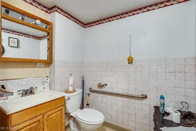 3797 Harper Avenue, Barberton, OH 44203 - Photo 17