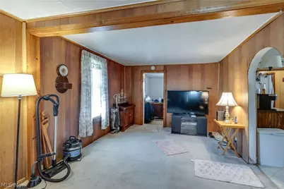 3797 Harper Avenue, Barberton, OH 44203 - Photo 7