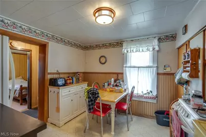 3797 Harper Avenue, Barberton, OH 44203 - Photo 13