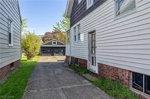 8214 Essen Ave, Parma, OH 44129 - Photo 3