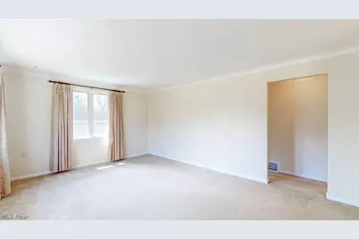 9298 York Road, North Royalton, OH 44133 - Photo 9