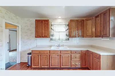 9298 York Road, North Royalton, OH 44133 - Photo 3