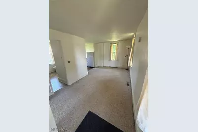 809 Shinnick Street, Zanesville, OH 43701 - Photo 3
