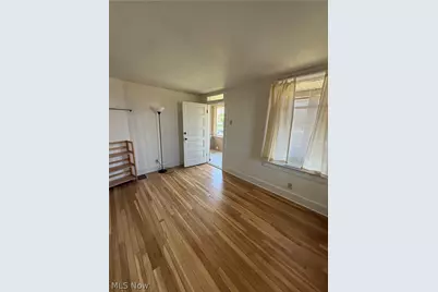 809 Shinnick Street, Zanesville, OH 43701 - Photo 11