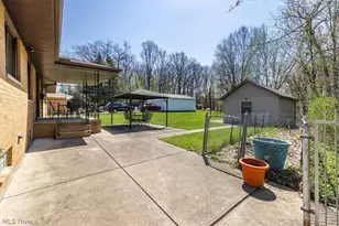 5855 W Ridgewood Dr, Parma, OH 44129 - Photo 25