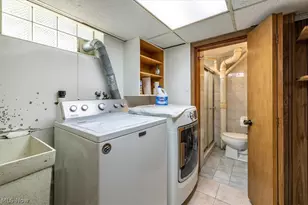 5855 W Ridgewood Dr, Parma, OH 44129 - Photo 23