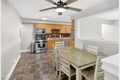 7434 Meadow Lane, Parma, OH 44134 - Photo 9
