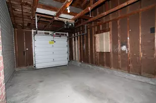 556 Idora Ln, Struthers, OH 44471 - Photo 21
