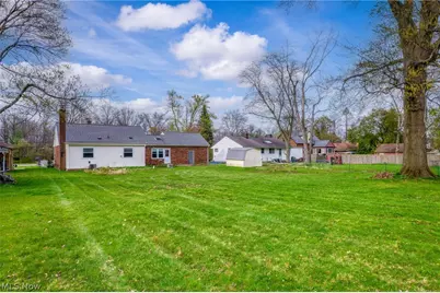 2031 W Pleasant Valley Road, Parma, OH 44134 - Photo 33