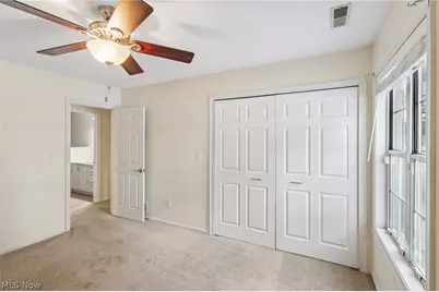 838 Lynnhaven Lane, Akron, OH 44313 - Photo 29