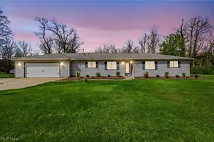 16912 Albion Rd, Strongsville, OH 44136 - Photo 3