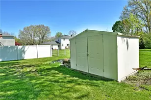 2548 Hilltop Dr, Poland, OH 44514 - Photo 43
