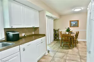 2548 Hilltop Dr, Poland, OH 44514 - Photo 15