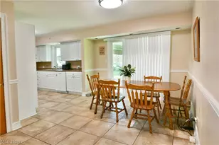 2548 Hilltop Dr, Poland, OH 44514 - Photo 11
