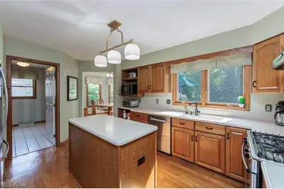 409 Avon Point Avenue, Avon Lake, OH 44012 - Photo 15